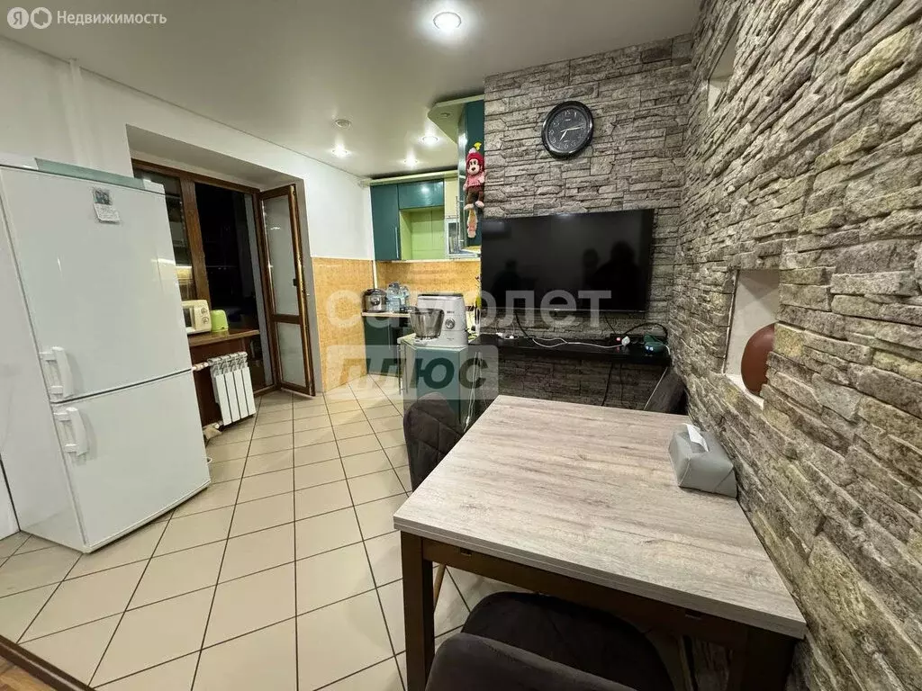 2-комнатная квартира: Стрехнино, улица 70 лет Октября, 12 (65.4 м) - Фото 2