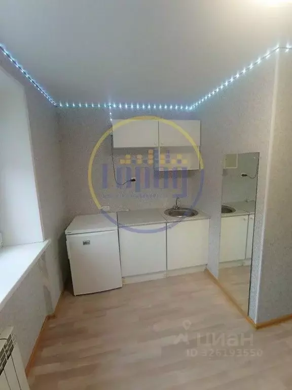 Студия Челябинская область, Челябинск Верхнеуральская ул., 12 (14.0 м) - Фото 2