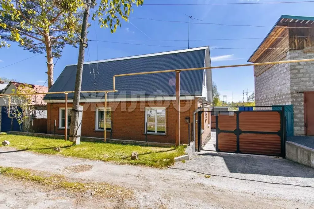 Дом в Новосибирская область, Новосибирск 2-й Алтайский пер. (110 м) - Фото 1