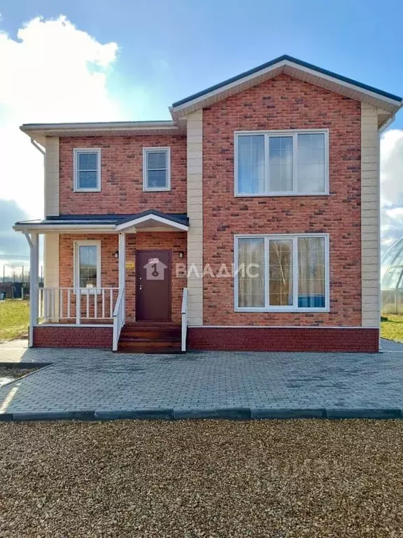 Дом в Калужская область, Боровский район, Совьяки с/пос, д. Петрово ... - Фото 1