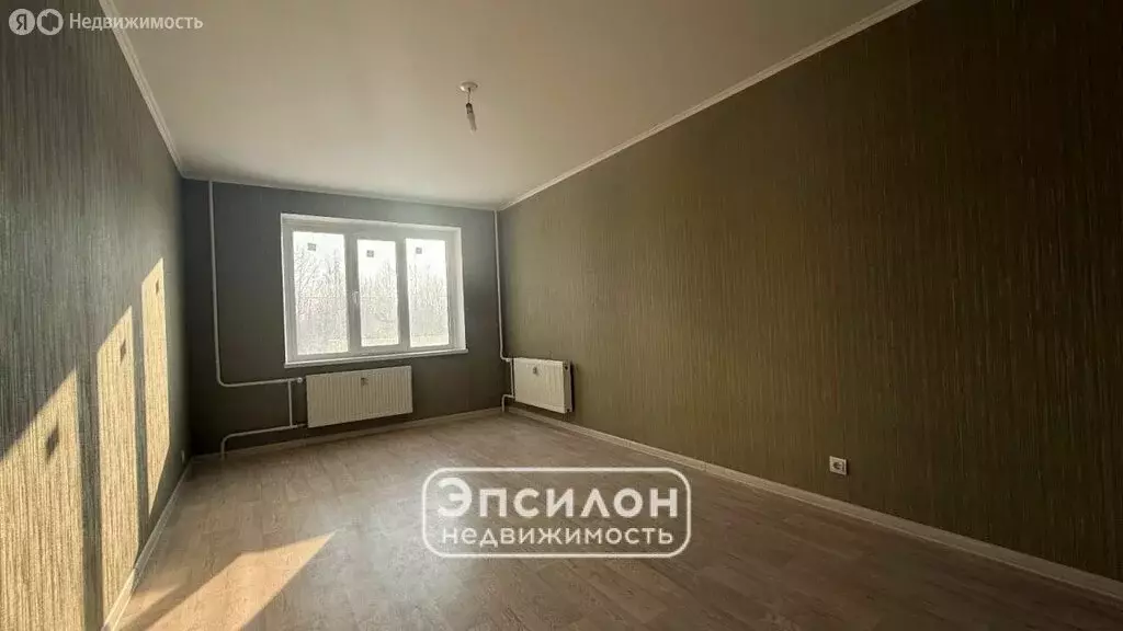 3-комнатная квартира: Курск, улица Евгения Клевцова, 26 (80.88 м) - Фото 2