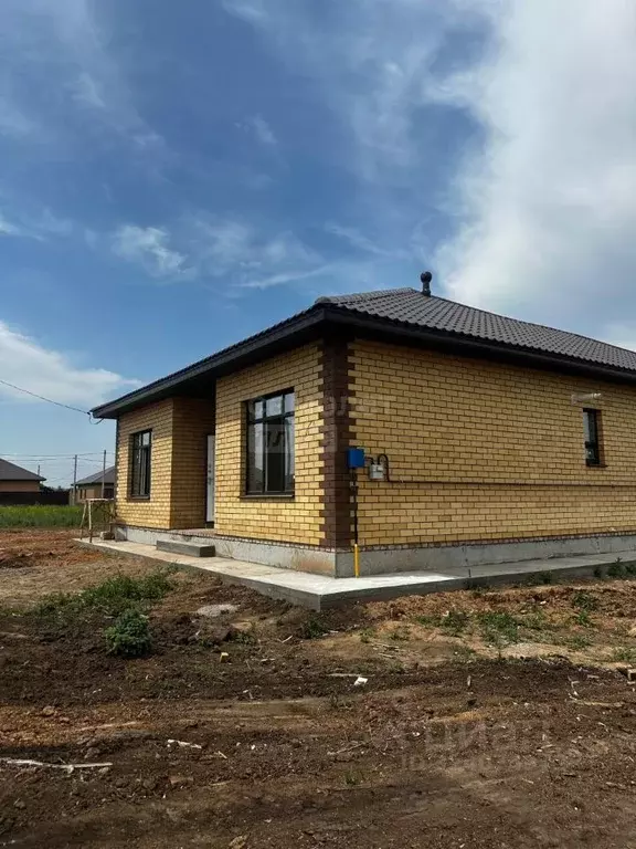 Дом в Оренбургская область, Соль-Илецк ул. Ясная, 28 (82 м) - Фото 0