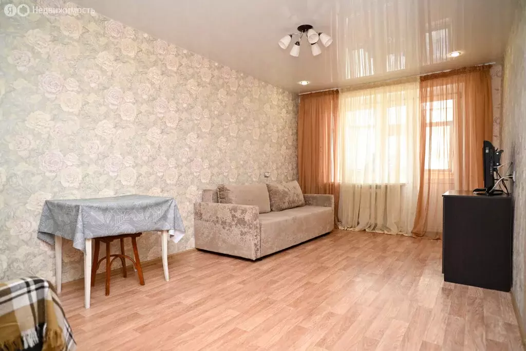 3-комнатная квартира: Казань, Маршальская улица, 25А (60.5 м) - Фото 1