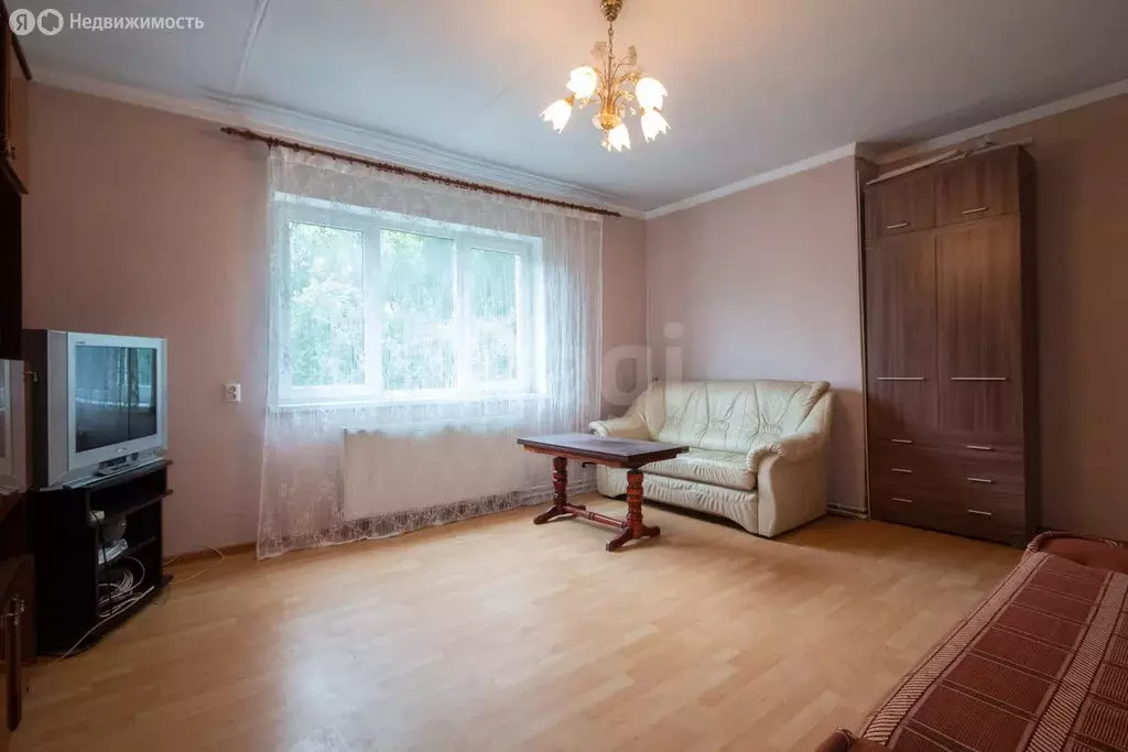 1-комнатная квартира: Калининград, улица Сержанта Мишина, 28 (33.8 м) - Фото 1