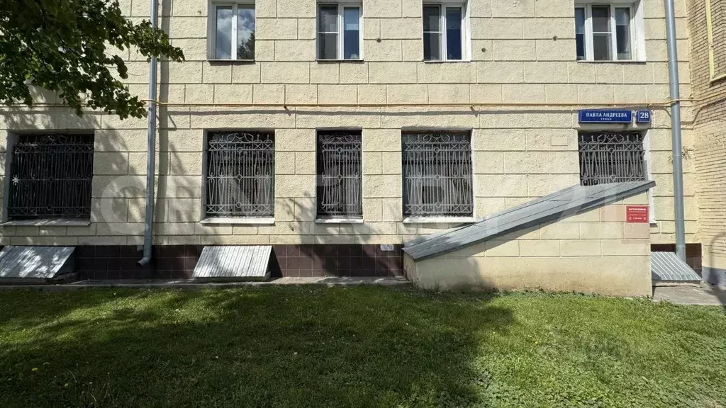 Помещение свободного назначения в Москва ул. Павла Андреева, 28К4 (402 ... - Фото 1