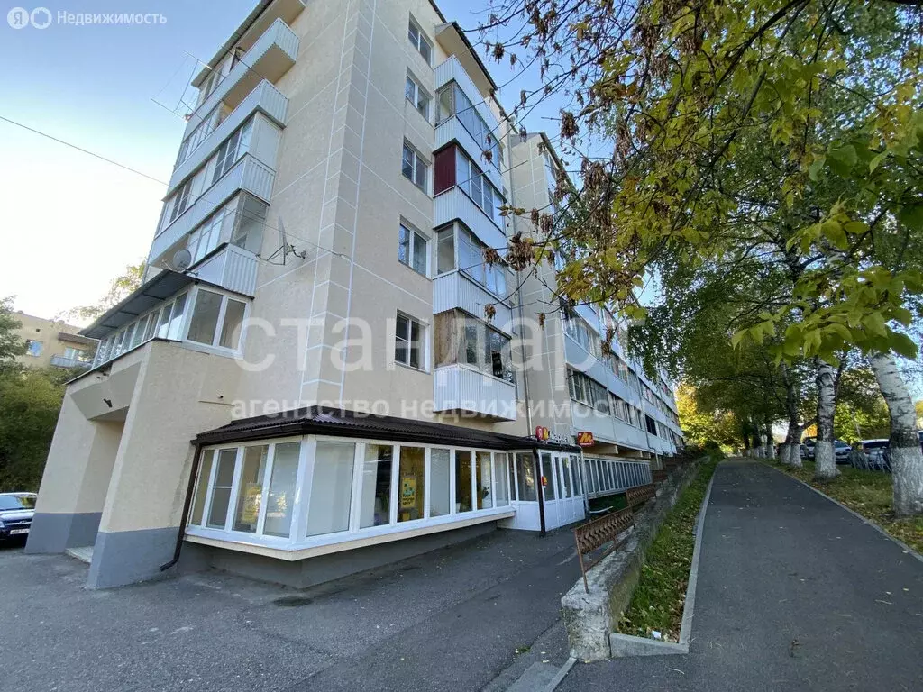 2-комнатная квартира: Ессентуки, улица Свободы, 43 (50 м) - Фото 0