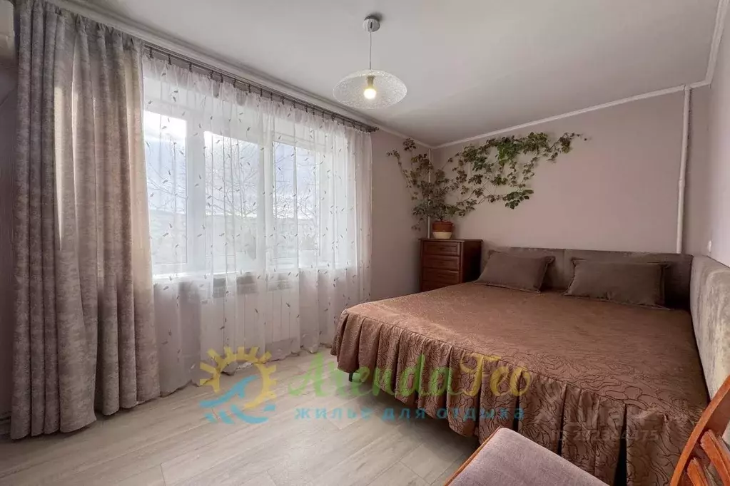 3-к кв. Крым, Феодосия бул. Старшинова, 10 (60.0 м) - Фото 1