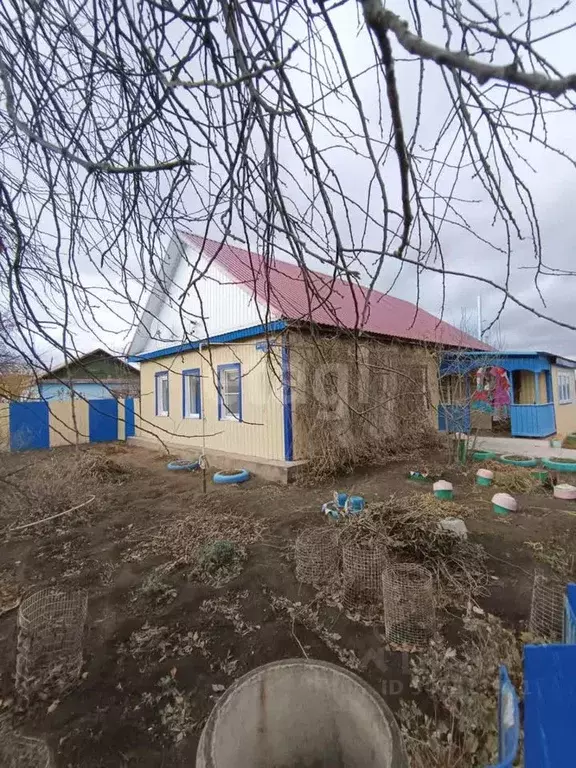 Дом в Омская область, Таврический район, с. Прииртышье Советская ул. ... - Фото 1