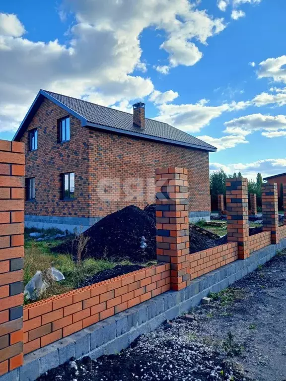 Дом в Липецкая область, Липецкий муниципальный округ, с. Хрущевка ул. ... - Фото 1