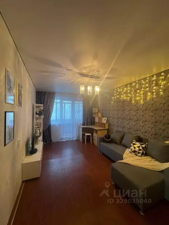 1-к кв. Челябинская область, Челябинск просп. Ленина, 28а (30.3 м) - Фото 1