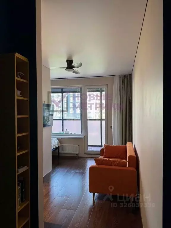 Студия Санкт-Петербург бул. Головнина, 4 (26.5 м) - Фото 1