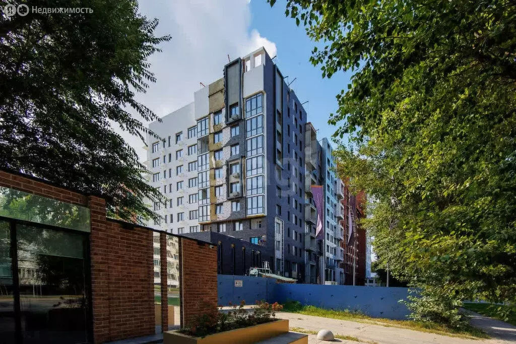 3-комнатная квартира: Тюмень, улица Энергетиков, 42 (86 м) - Фото 0