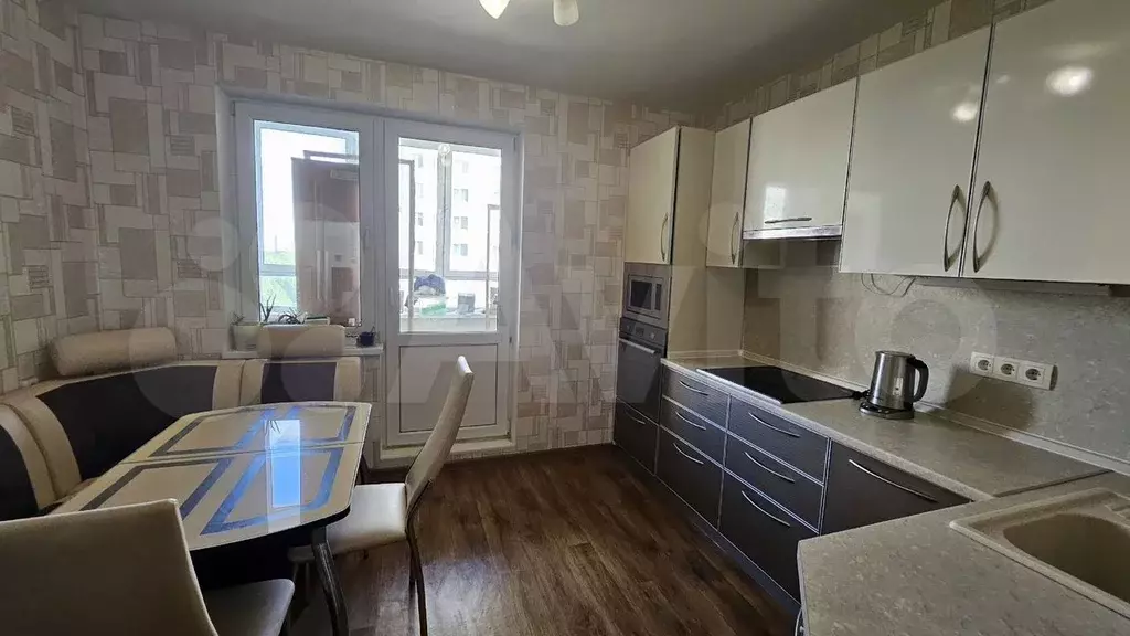 2-к. квартира, 70 м, 6/17 эт. - Фото 0