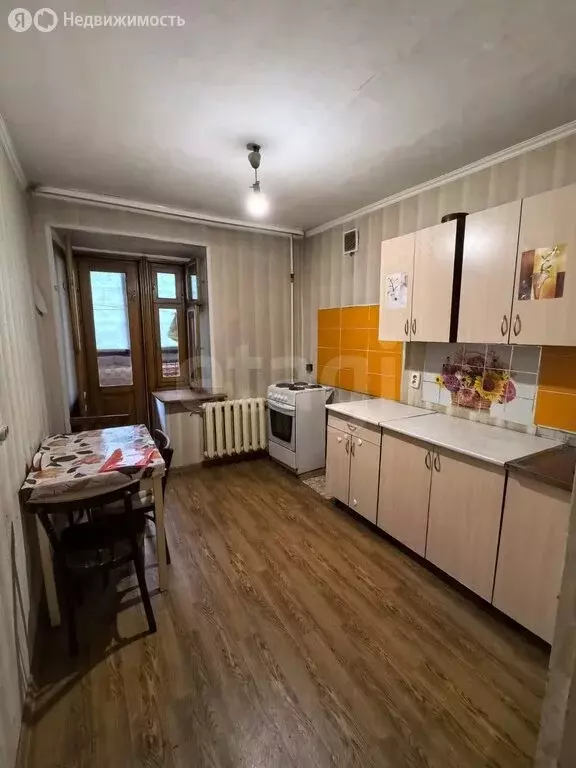 2-комнатная квартира: Бийск, улица Георгия Прибыткова, 1 (46.2 м) - Фото 0