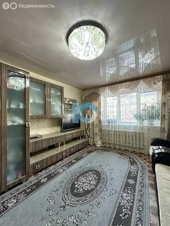 2-комнатная квартира: Октябрьский, 28-й микрорайон, 7 (60.2 м) - Фото 2