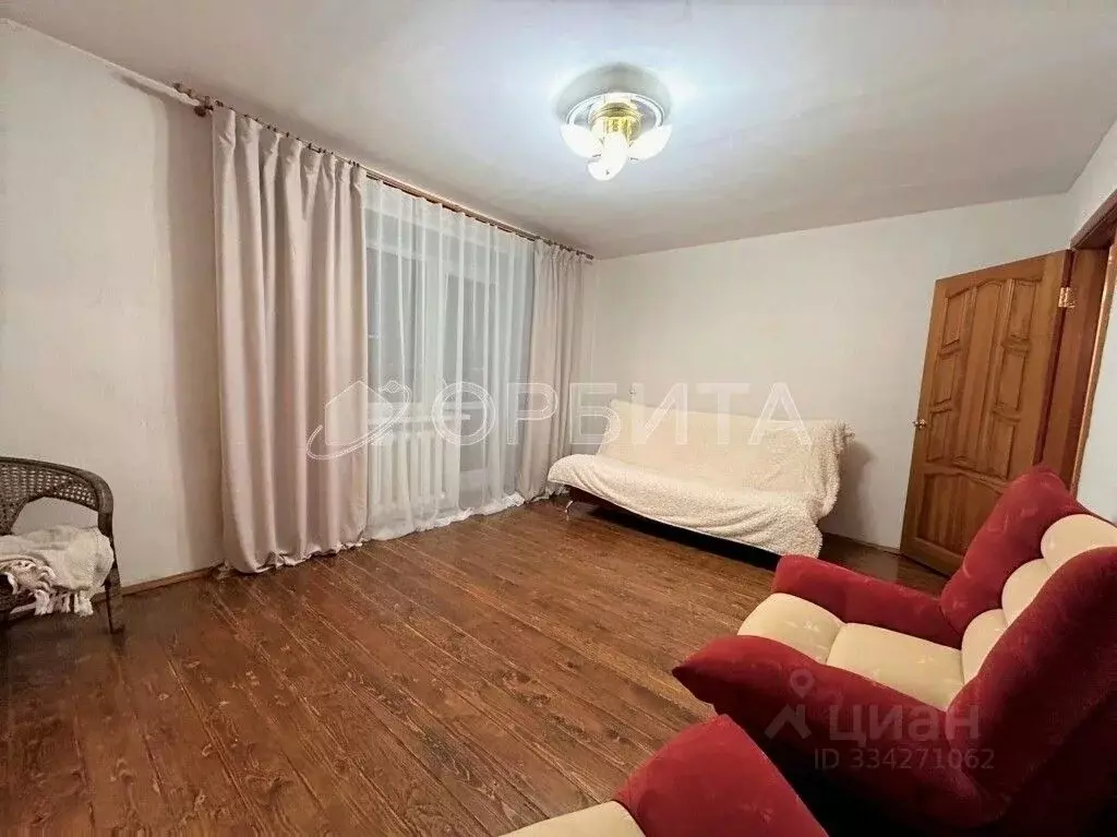 3-к кв. Тюменская область, Тюмень ул. Дружбы, 167 (61.0 м) - Фото 1