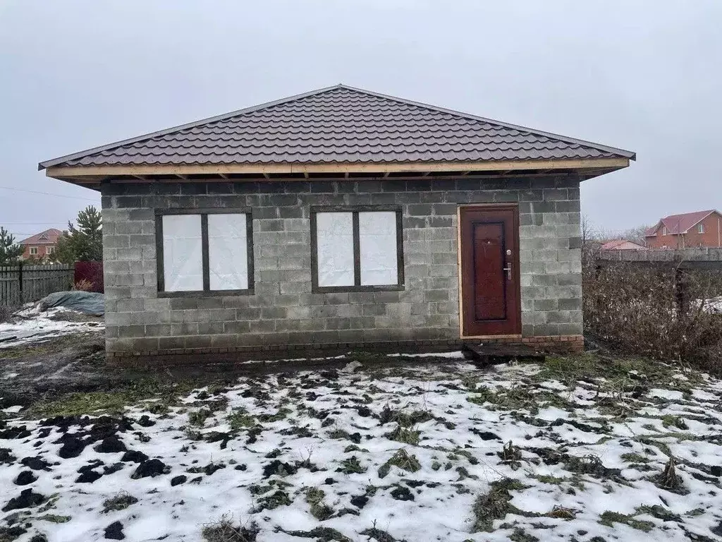 Дом в Омская область, Омский район муниципальный округ, д. Приветная ... - Фото 1