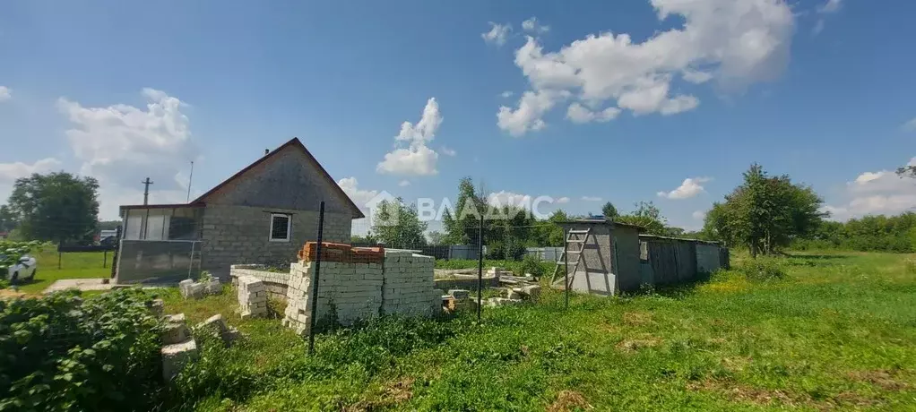 Дом в Тамбовская область, Тамбовский муниципальный округ, с. Красная ... - Фото 1