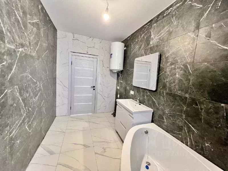 Дом в Крым, Симферопольский район, Трудовское с/пос, с. Строгоновка ... - Фото 2