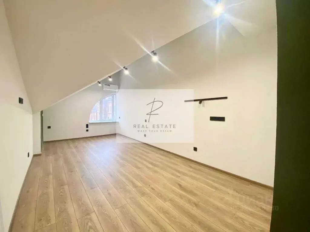 2-к кв. Татарстан, Казань ул. Карла Маркса, 3 (54.2 м) - Фото 2