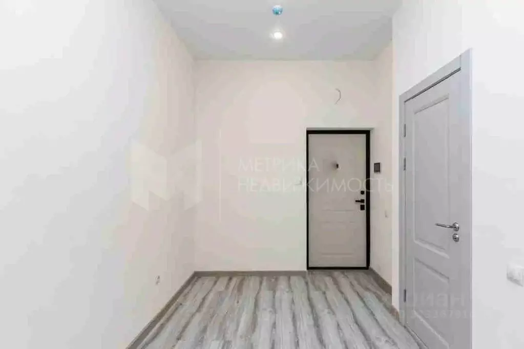 Студия Тюменская область, Тюмень Интернациональная ул., 199А (24.8 м) - Фото 0