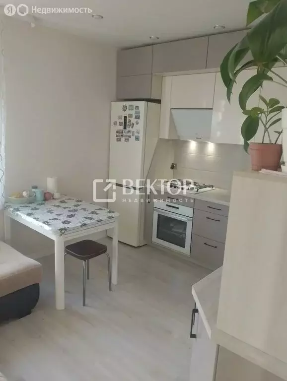 2-комнатная квартира: Иваново, 2-я улица Чайковского, 31 (53.1 м) - Фото 0
