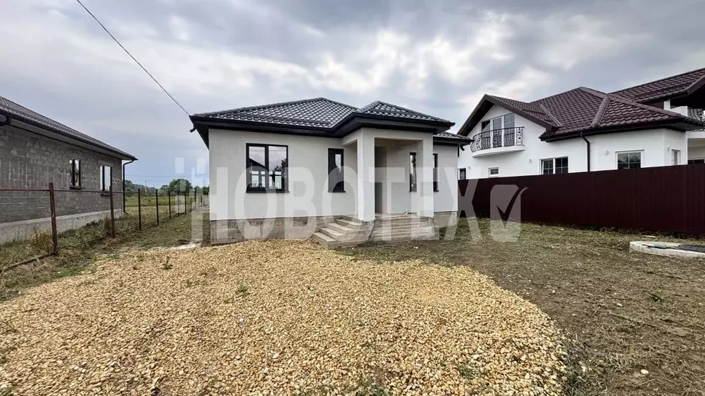 Дом в Краснодарский край, Крымск ул. Карла Либкнехта (87 м) - Фото 1