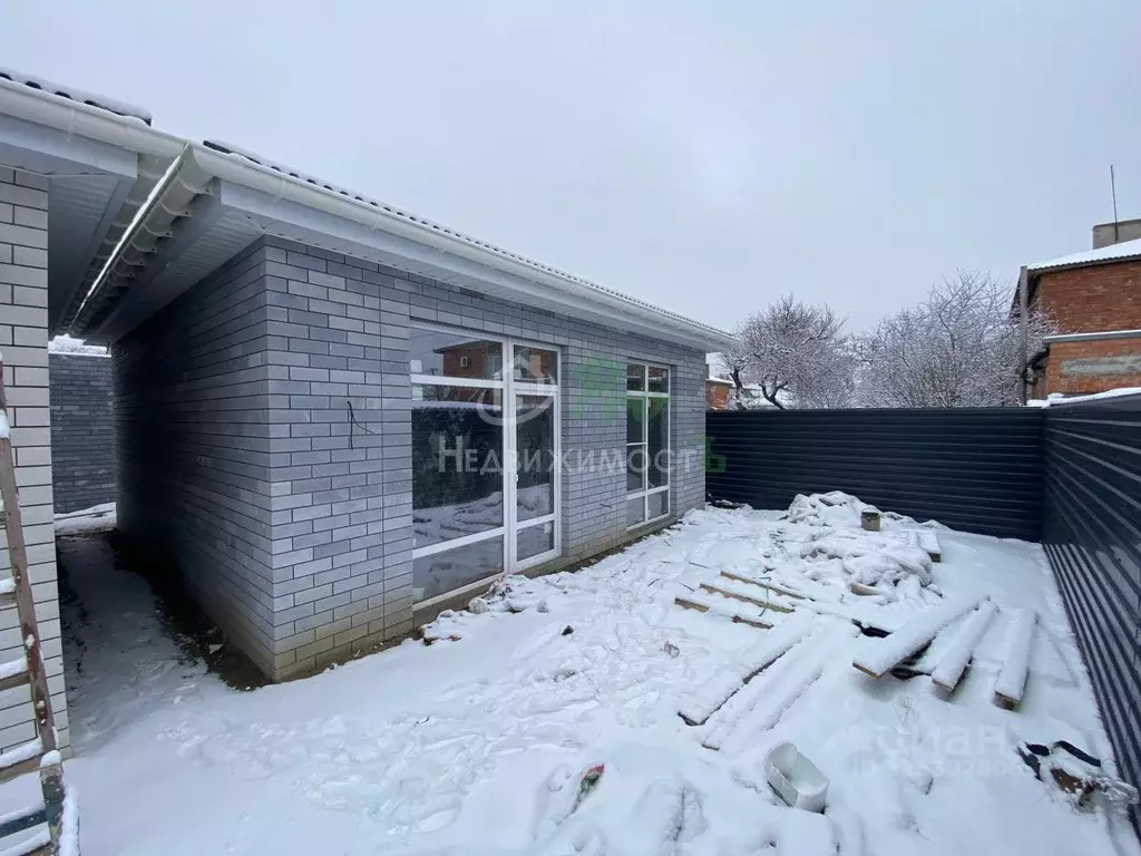 Дом в Краснодарский край, Ейск Армавирская ул. (49 м) - Фото 1