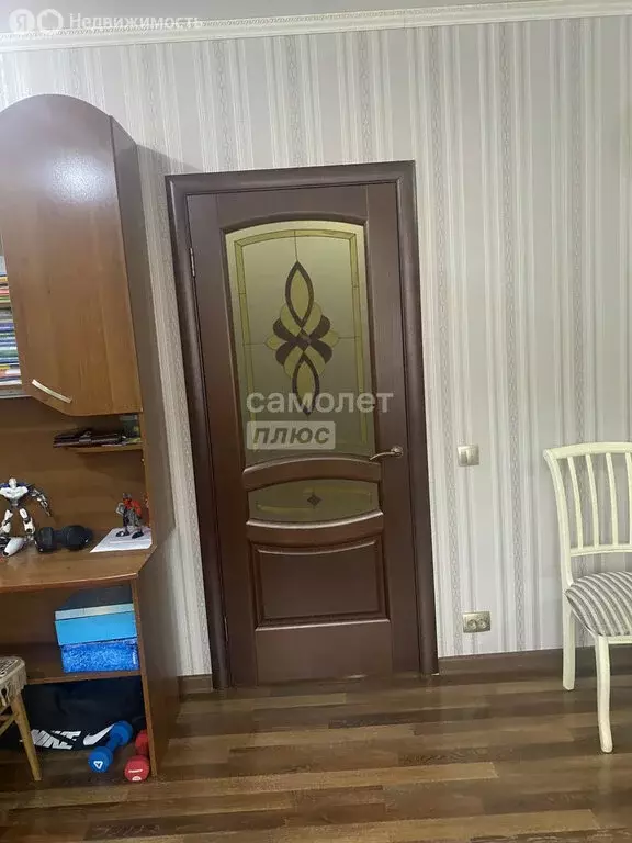 3-комнатная квартира: Владикавказ, Кырджалийская улица, 10к2 (138 м) - Фото 1