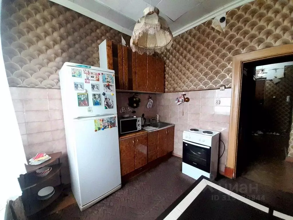 3-к кв. Кемеровская область, Новокузнецк ул. Чекалина, 12 (78.8 м) - Фото 2