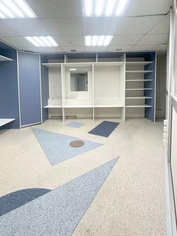 Помещение свободного назначения в Свердловская область, Екатеринбург ... - Фото 1