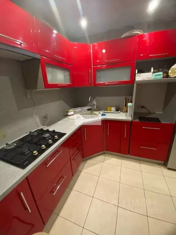 3-к кв. Тульская область, Щекино ул. Емельянова, 18 (65.0 м) - Фото 1