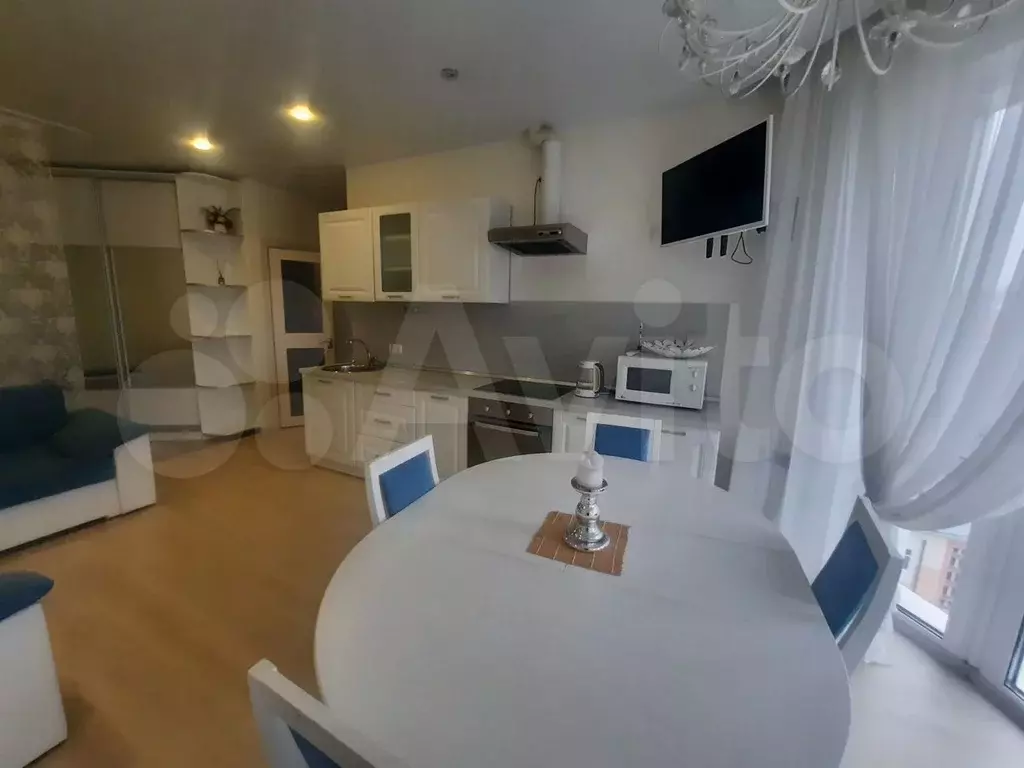 2-к. квартира, 70 м, 8/12 эт. - Фото 0