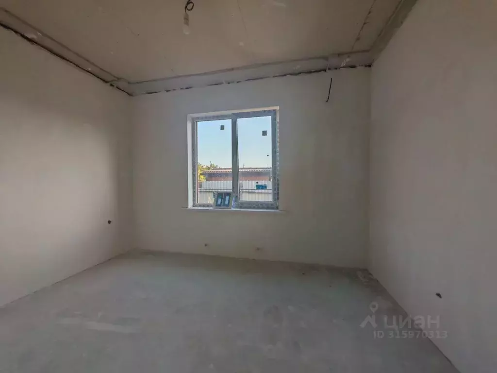 Дом в Краснодарский край, Северский район, Ильское городское ... - Фото 1