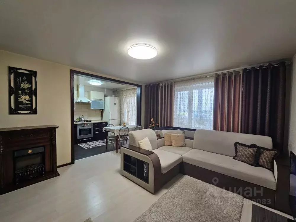 3-к кв. Свердловская область, Екатеринбург ул. Авиаторов, 2к1 (60.9 м) - Фото 1