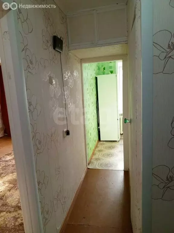 1-комнатная квартира: Ирбит, улица Логинова, 38А (32 м) - Фото 1