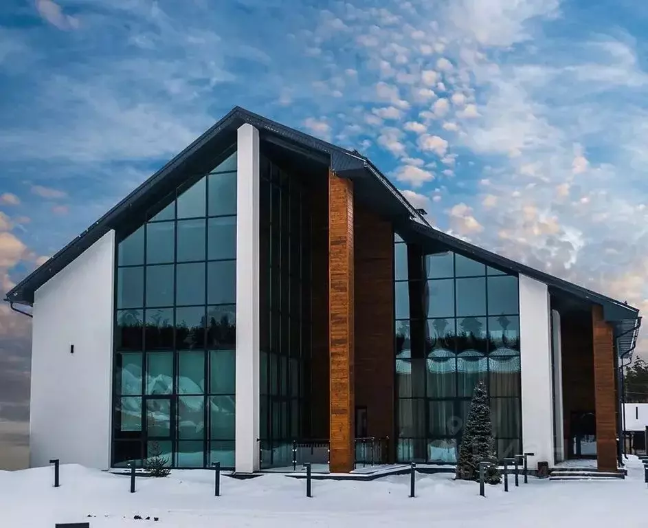 Дом в Татарстан, Елабуга пер. Садовый, 2Б (500 м) - Фото 1