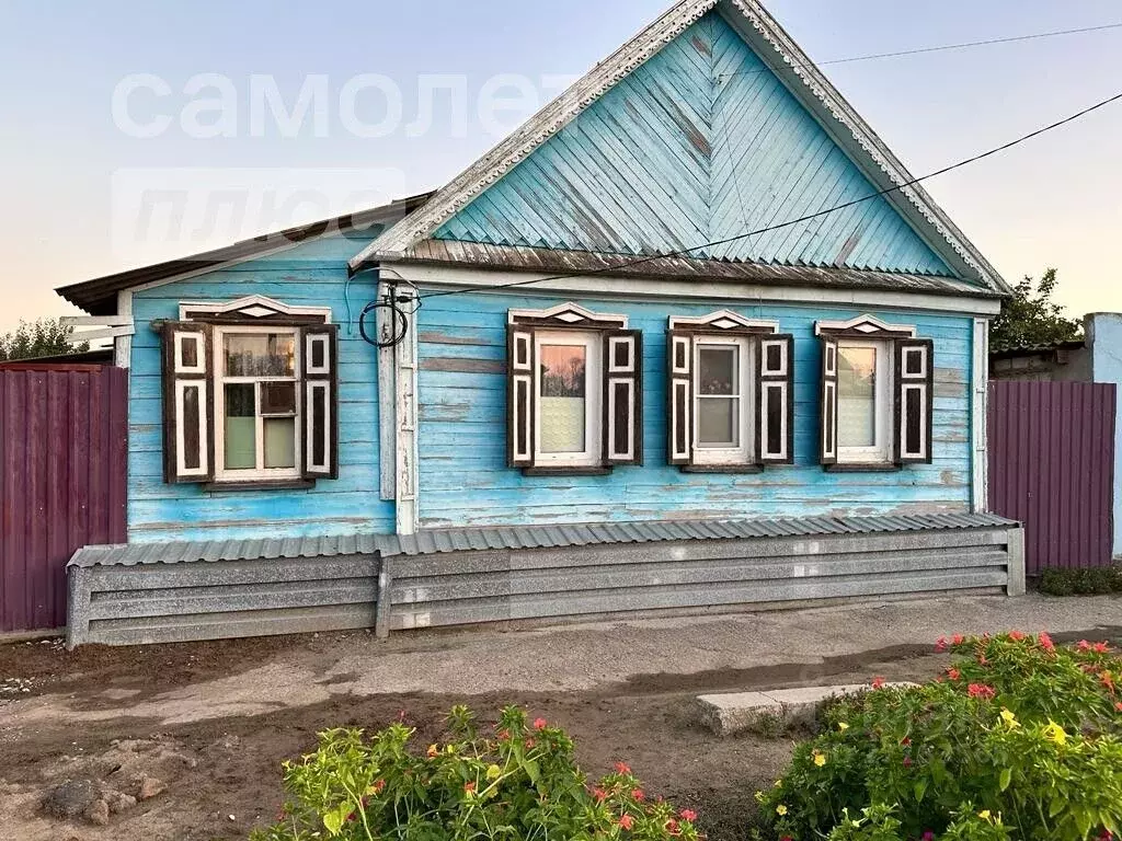 Дом в Астраханская область, Астрахань Краматорская ул. (63 м) - Фото 0