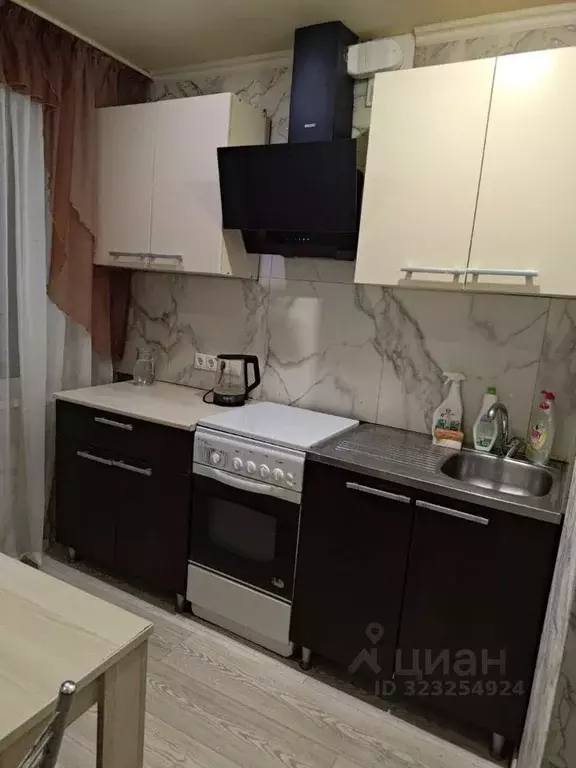 1-к кв. Челябинская область, Челябинск просп. Победы, 328 (30.1 м) - Фото 2