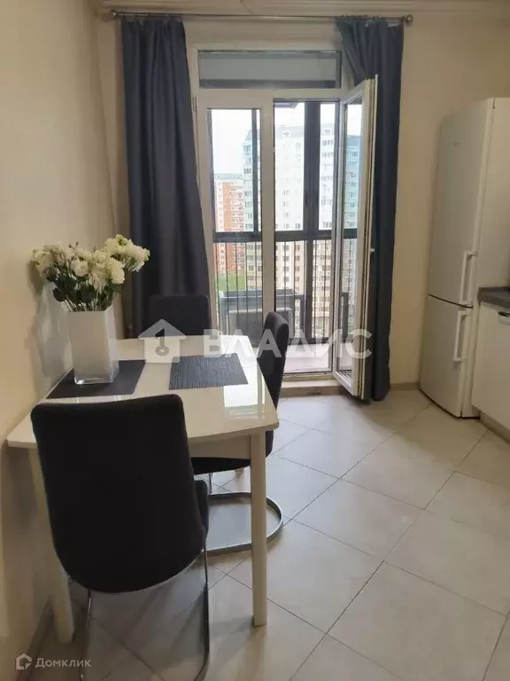 Продаётся 2-к квартира, 65.8 м - Фото 0