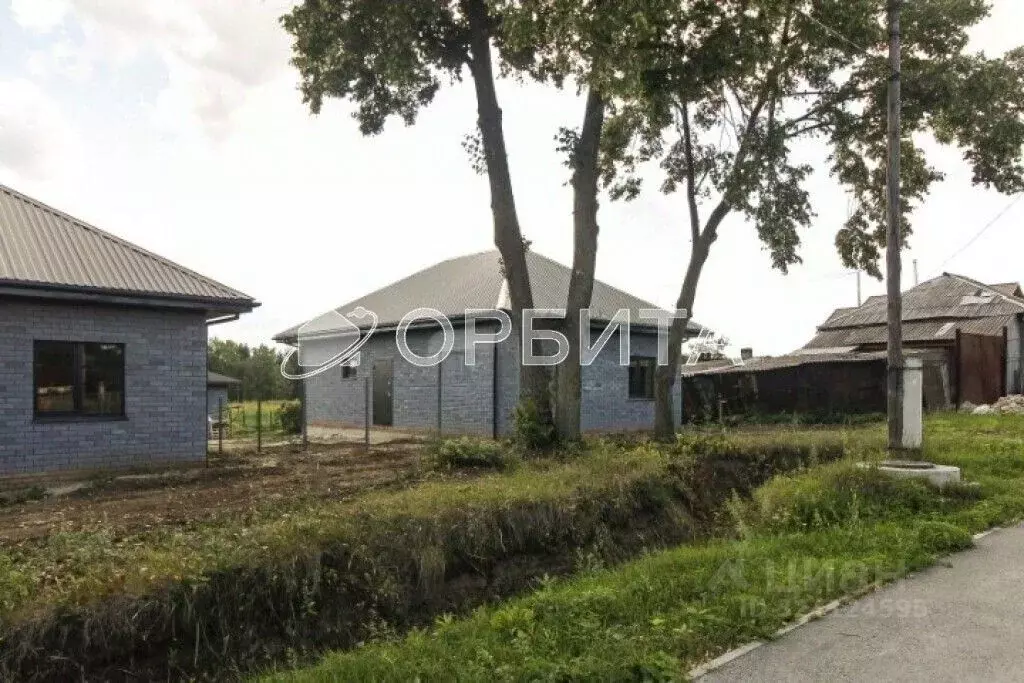 Дом в Тюменская область, Тюменский муниципальный округ, с. Каменка  ... - Фото 2