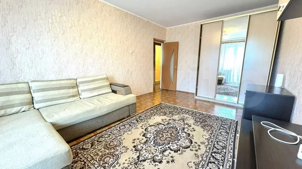 1-к. квартира, 37 м, 6/9 эт. - Фото 1