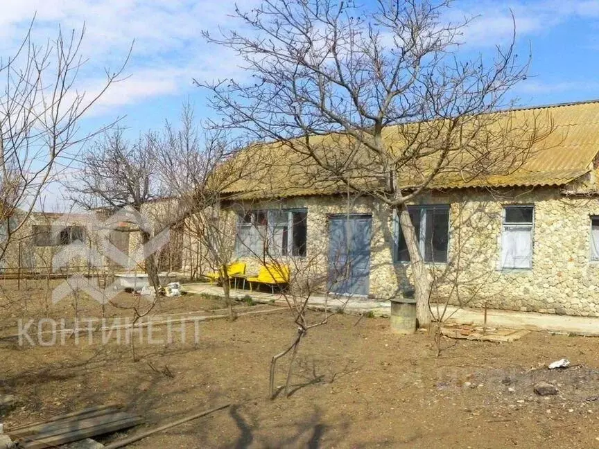 Дом в Крым, Сакский район, с. Молочное ул. Гагарина (92 м) - Фото 0