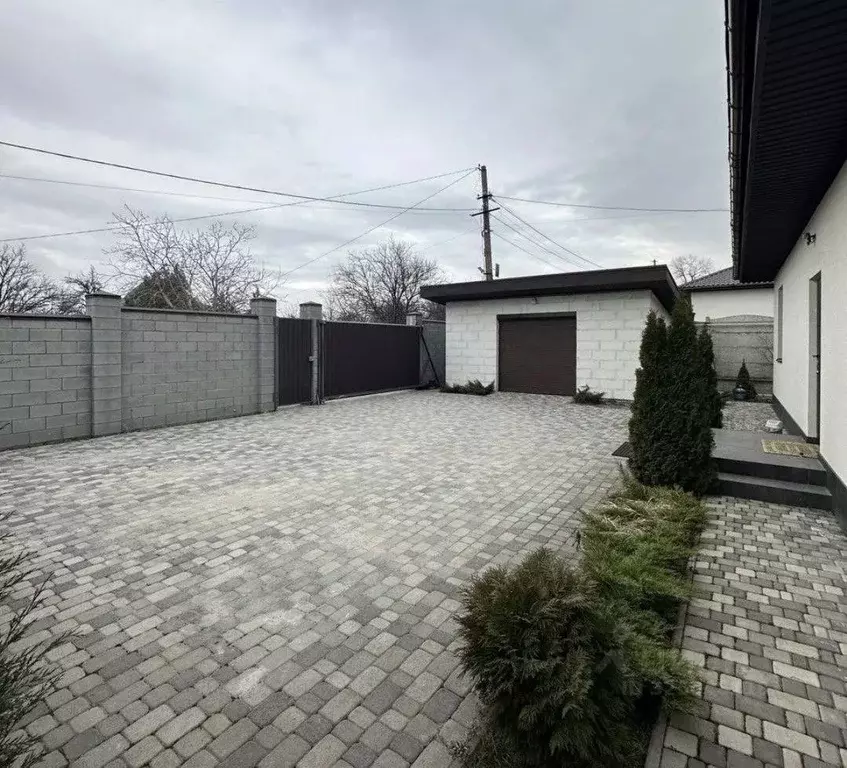 Дом в Краснодарский край, Краснодар ул. Сергиевская, 2 (123 м) - Фото 1