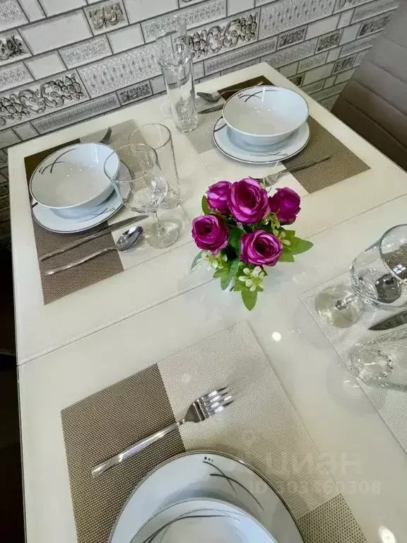 1-к кв. Хакасия, Абакан ул. Ленинского Комсомола, 75 (46.0 м) - Фото 1