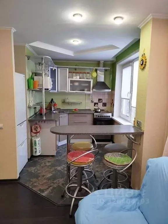 2-к кв. Красноярский край, Красноярск просп. Металлургов, 16 (43.0 м) - Фото 1