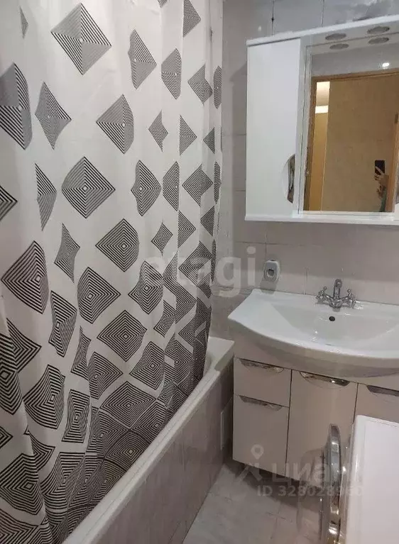 3-к кв. Северная Осетия, Владикавказ ул. Барбашова, 43 (70.0 м) - Фото 2