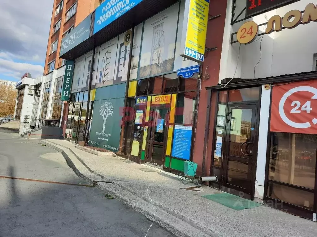 Торговая площадь в Тюменская область, Тюмень Тюменский-1 мкр, ул. ... - Фото 0