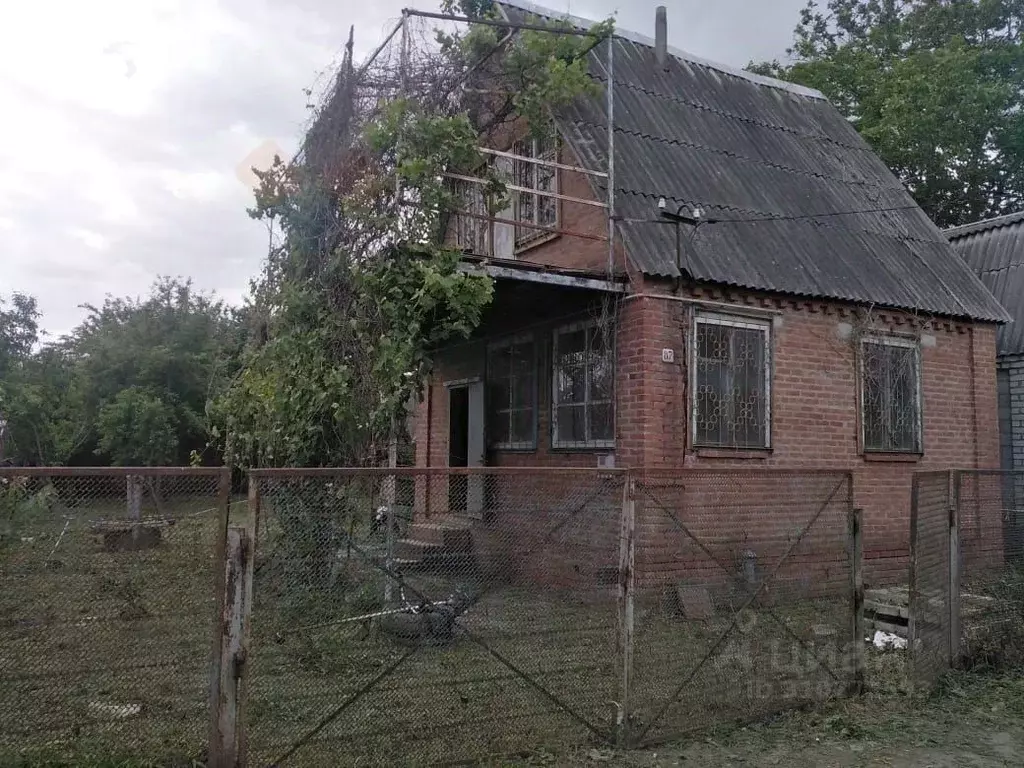 Дом в Адыгея, Тахтамукайский район, Старобжегокайское с/пос, Заря ... - Фото 0