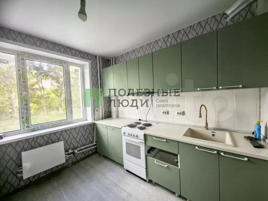 3-к. квартира, 67 м, 1/10 эт. - Фото 1
